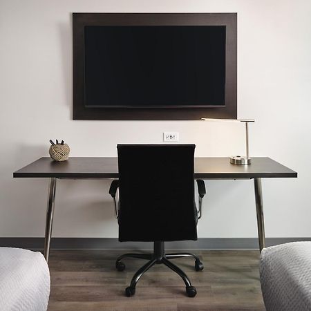 Stayapt Suites Greenville-Haywood Mall Esterno foto