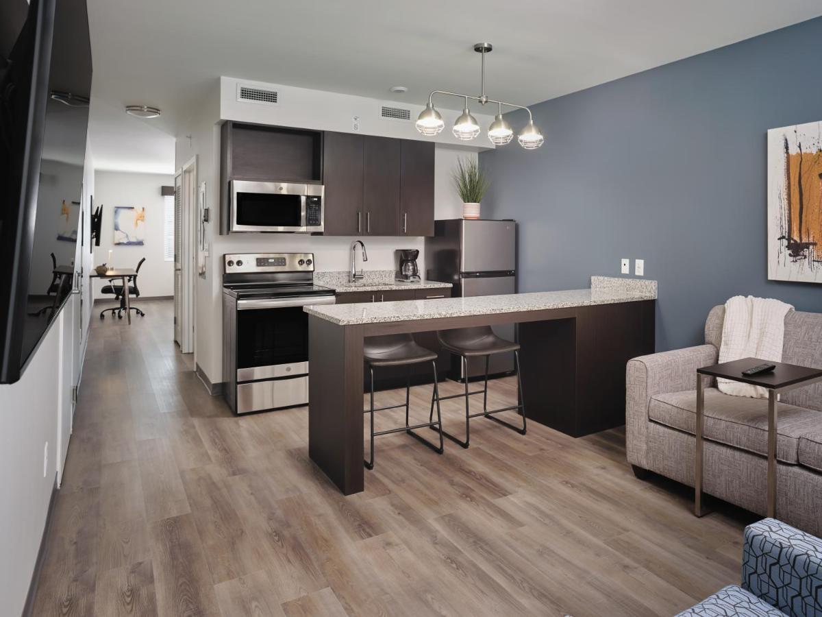 Stayapt Suites Greenville-Haywood Mall Esterno foto